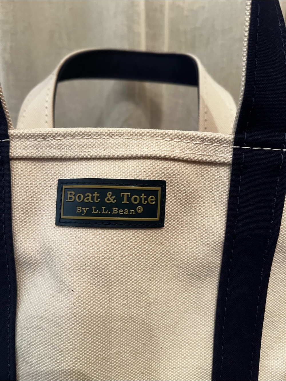 L.L. Bean 80th Anniversary 1944 Boat & Tote Navy Zipper Top Closure Inner Pocket - Picture 2 of 10